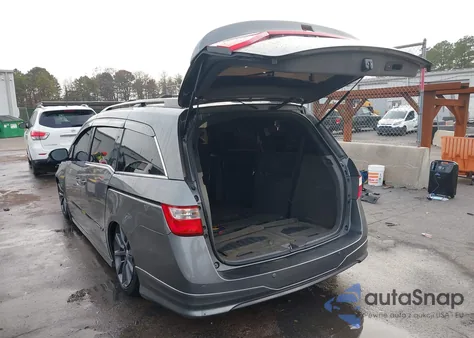 2013 Honda Odyssey Touring/Touring Elite z USA, uszkodzony, nr VIN 5FNRL5H95DB085617